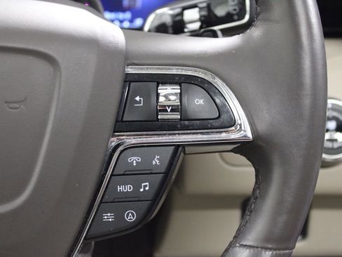 Used 2024 Lincoln Navigator Reserve image 22