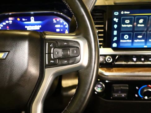 Used 2024 Chevrolet Silverado 2500 LT image 12