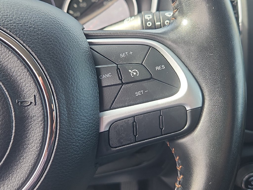Used 2019 Jeep Compass Latitude w/ Safety & Security Group AWD/4WD image 24