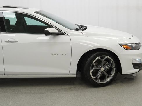 Used 2024 Chevrolet Malibu LT image 11