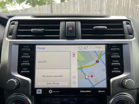 Used 2022 Toyota 4Runner Limited AWD/4WD image 21
