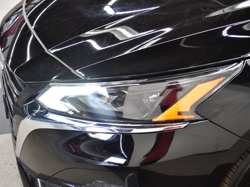 Used 2025 Nissan Altima 2.5 SV FWD image 31