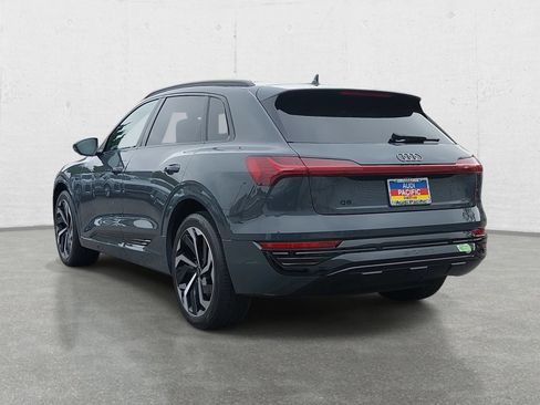Used 2024 Audi Q8 e-tron Premium Plus w/ Premium Plus Package AWD/4WD image 7