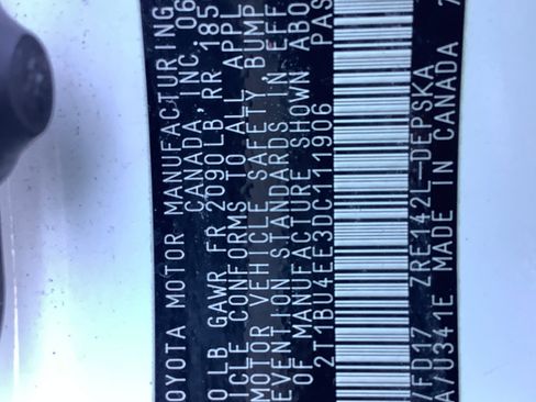 Used 2013 Toyota Corolla S image 24