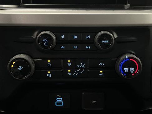 Used 2023 Ford F250 XLT image 17