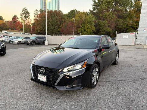 Certified 2024 Nissan Altima 2.5 S image 3