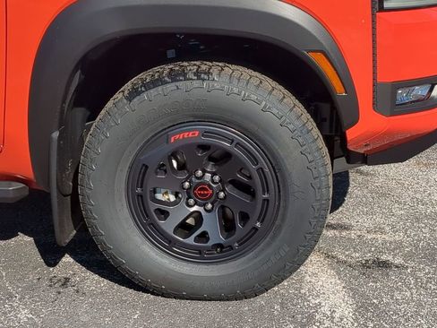 New 2026 Nissan Frontier PRO-4X w/ Pro-4x Convenience Package image 11