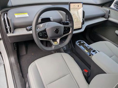 New 2026 Volvo EX30 Ultra image 3