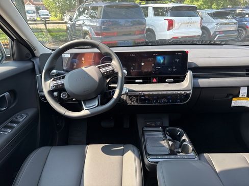 New 2025 Hyundai Ioniq 5 SEL image 19