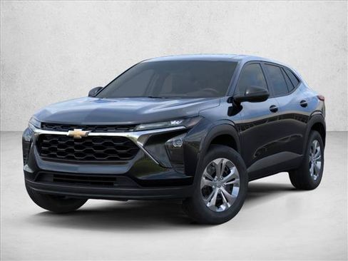 New 2026 Chevrolet Trax LS FWD image 8
