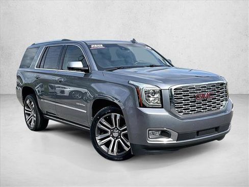 Used 2019 GMC Yukon Denali w/ Denali Ultimate Package image 12