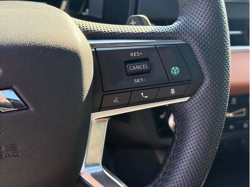 Used 2024 Mitsubishi Outlander SEL image 16