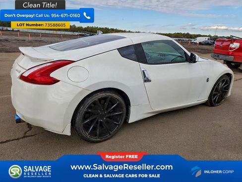 Used 2009 Nissan 370Z Coupe w/ Sport Pkg image 4