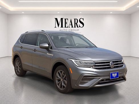 Used 2022 Volkswagen Tiguan SE FWD image 7