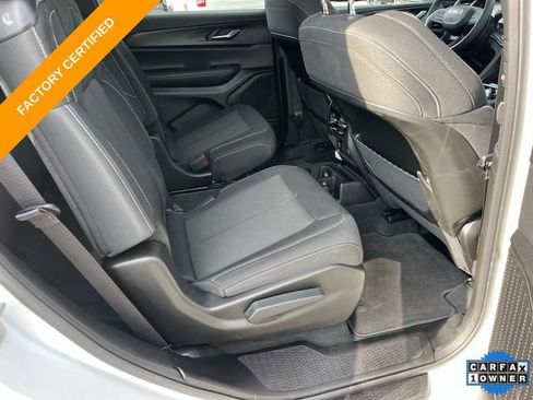 Used 2025 Jeep Grand Cherokee L Laredo w/ Luxury Tech Group I AWD/4WD image 23