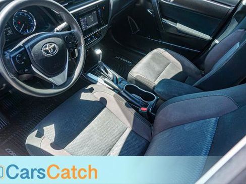 Used 2018 Toyota Corolla LE w/ Carpet Mat Package (TMS) FWD image 15