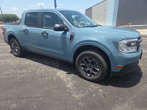 Used 2023 Ford Maverick XLT w/ Equipment Group 300A Standard AWD/4WD image 14