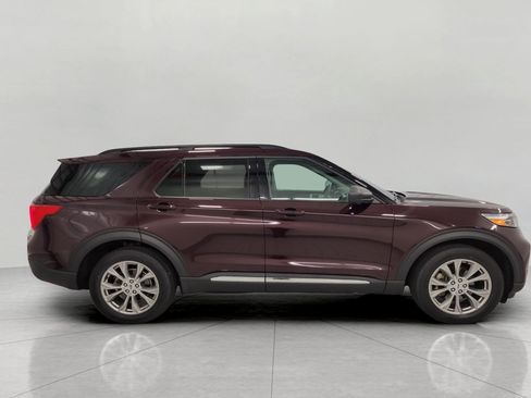 Certified 2023 Ford Explorer XLT w/ Equipment Group 202A AWD/4WD image 12