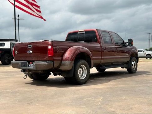 Used 2016 Ford F350 King Ranch image 2