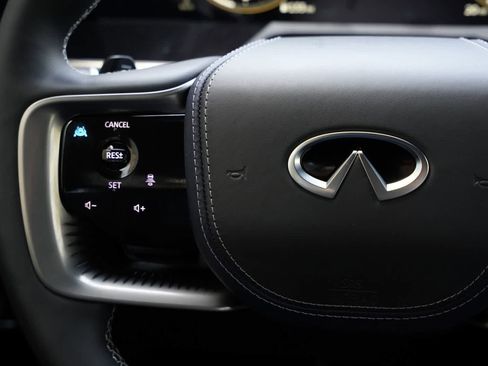 New 2026 INFINITI QX80 4WD image 10