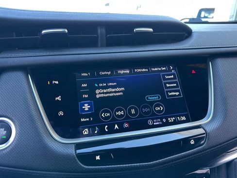 Used 2023 Cadillac XT5 Sportv w/ Technology Package AWD/4WD image 57