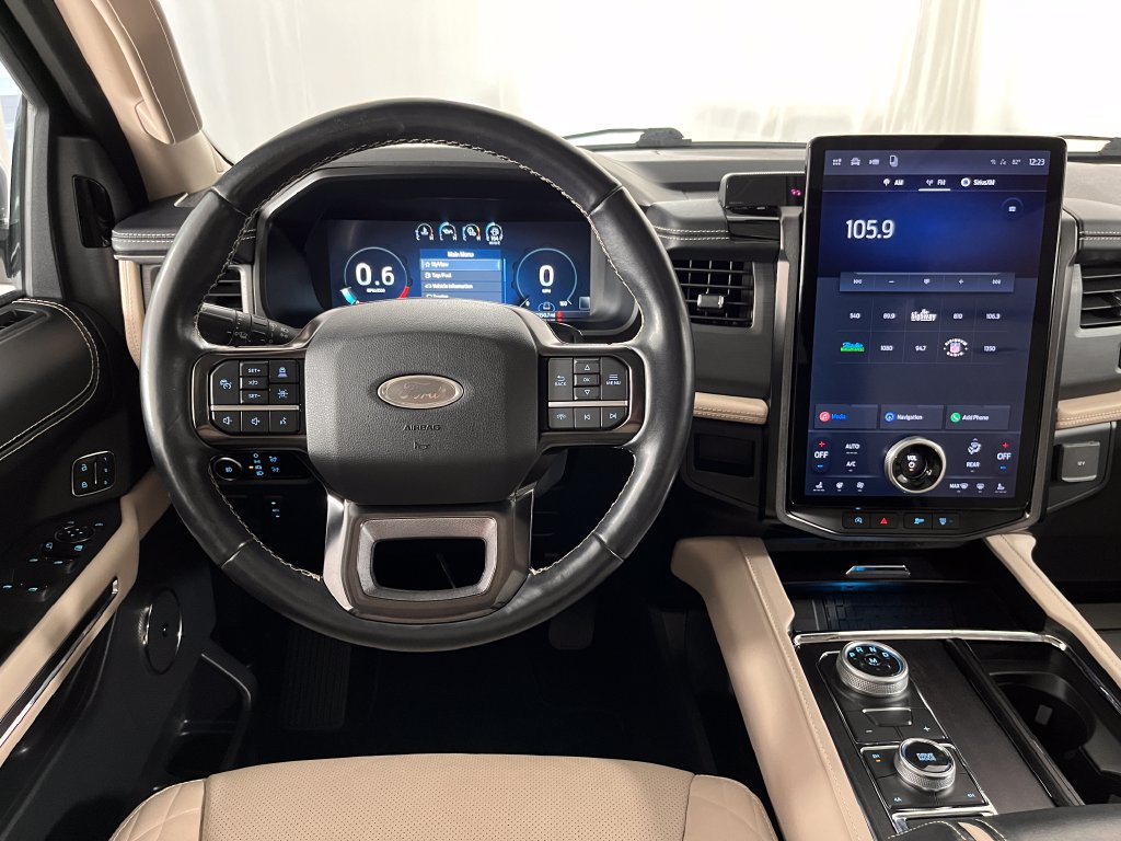 Used 2023 Ford Expedition Platinum AWD/4WD image 21