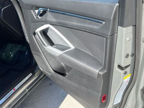 Used 2022 Audi Q3 2.0T Premium w/ Convenience Package image 14