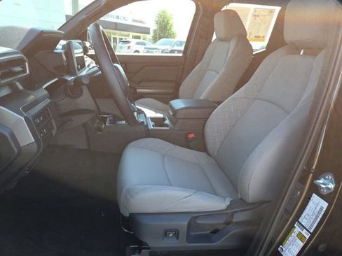 Used 2026 Toyota Tacoma SR5 AWD/4WD image 10