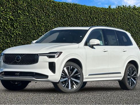 New 2026 Volvo XC90 B6 Core AWD/4WD image 1