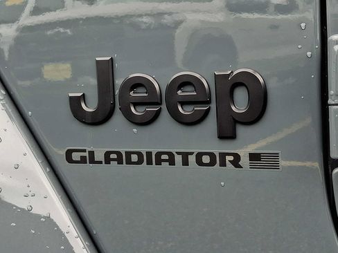 New 2026 Jeep Gladiator Sport AWD/4WD image 23