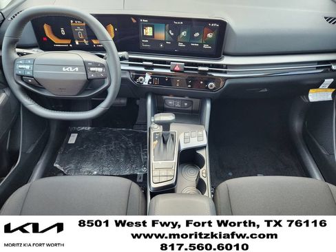 New 2026 Kia Sportage LX w/ LX Convenience Package FWD image 18