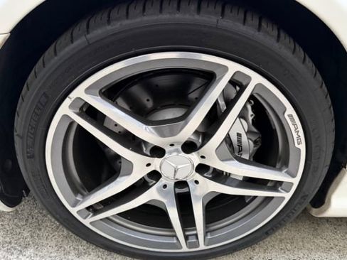 Used 2009 Mercedes-Benz SL 63 AMG image 34