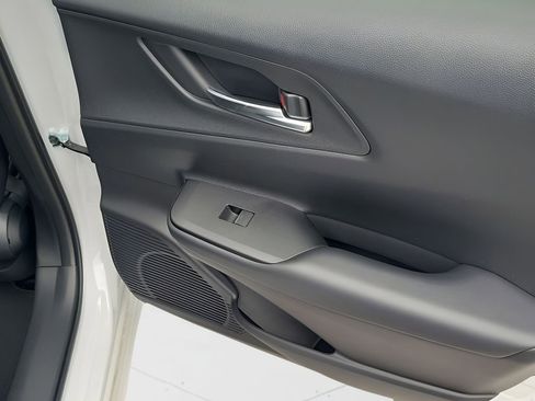 New 2026 Toyota Prius Plug-In Hybrid FWD image 47