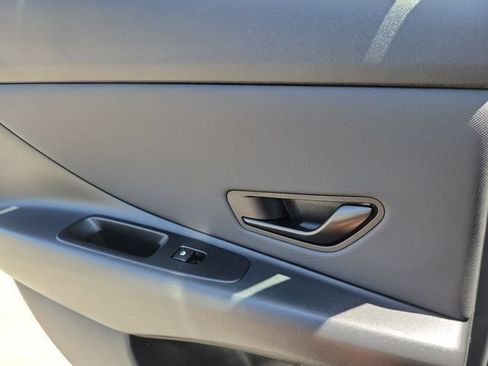 New 2026 Hyundai Elantra Sport FWD image 21