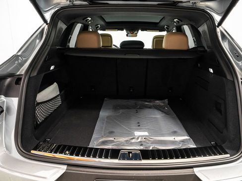 New 2026 Porsche Cayenne AWD/4WD image 29