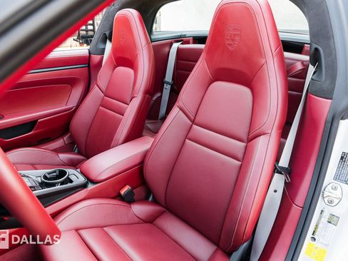 Used 2022 Porsche 911 Targa 4 GTS image 28