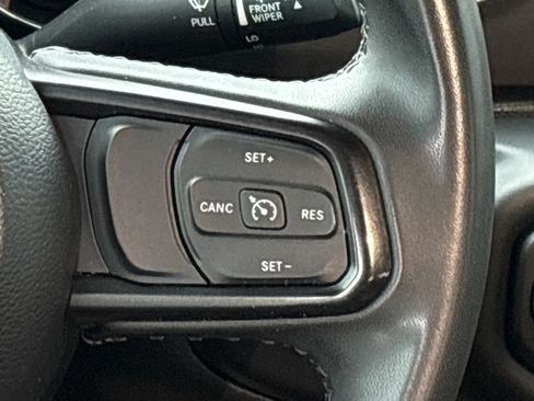 Used 2023 Jeep Wrangler Unlimited Sport AWD/4WD image 23