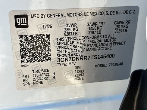 Used 2026 Chevrolet Equinox EV LT w/ LPO, Blackout Package AWD/4WD image 27