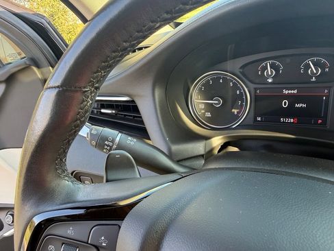 Used 2023 Buick Enclave Essence w/ Experience Buick Package AWD/4WD image 31