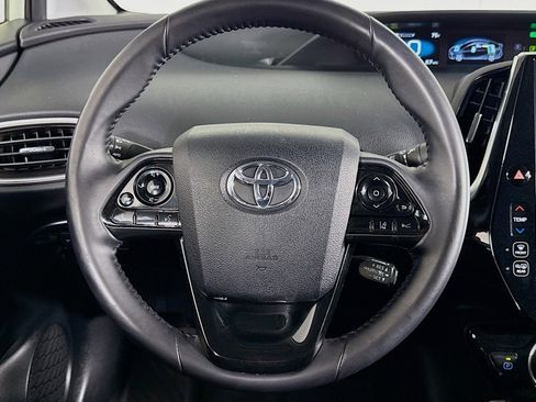 Used 2022 Toyota Prius Prime XLE image 17