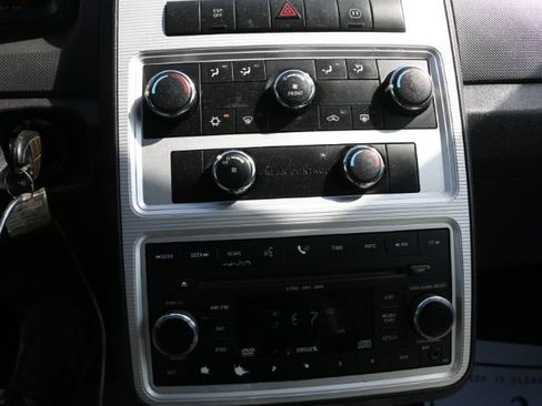 Used 2009 Dodge Journey SXT w/ Flexible Seating Group image 7