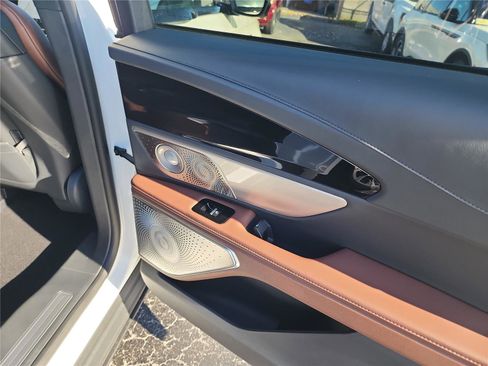 New 2026 Lincoln Nautilus Reserve image 21