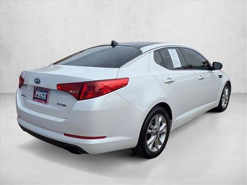 Used 2011 Kia Optima EX w/ Premium Pkg image 5