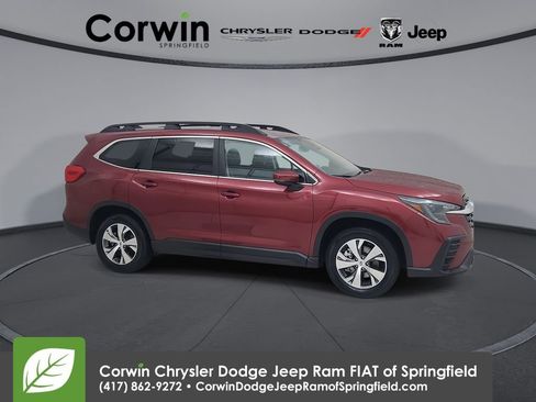 Used 2025 Subaru Ascent Premium AWD/4WD image 1