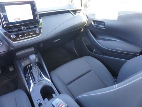 Used 2024 Toyota Corolla XLE FWD image 15