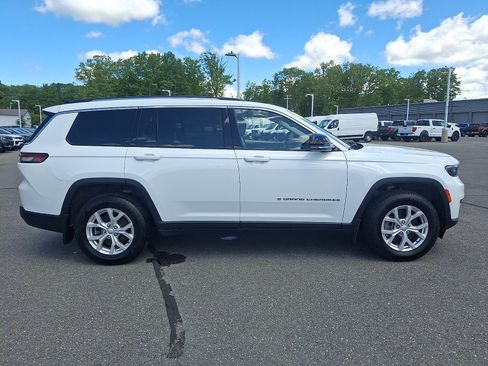 Used 2023 Jeep Grand Cherokee L Limited w/ MOPAR Finishing Package AWD/4WD image 7