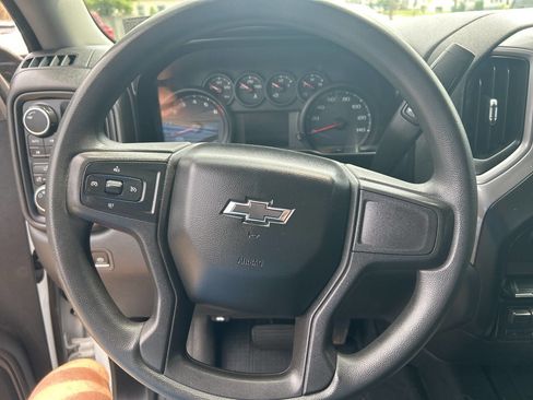 Used 2019 Chevrolet Silverado 1500 Custom Trail Boss w/ Custom Convenience Package image 10