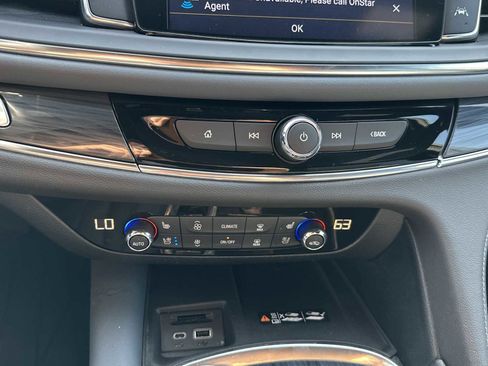 Used 2023 Buick Enclave Premium w/ Experience Buick Package FWD image 19