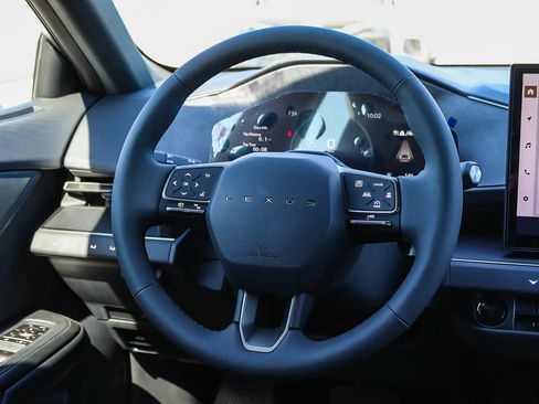 New 2026 Lexus ES 350h FWD image 18