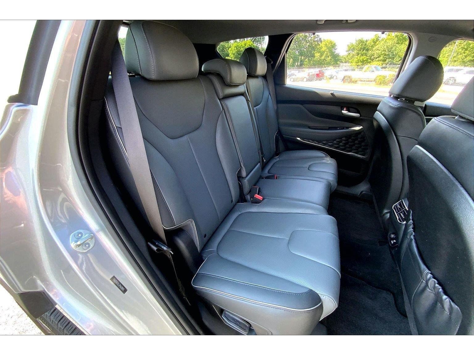 Used 2023 Hyundai Santa Fe Limited w/ Cargo Package AWD/4WD image 25